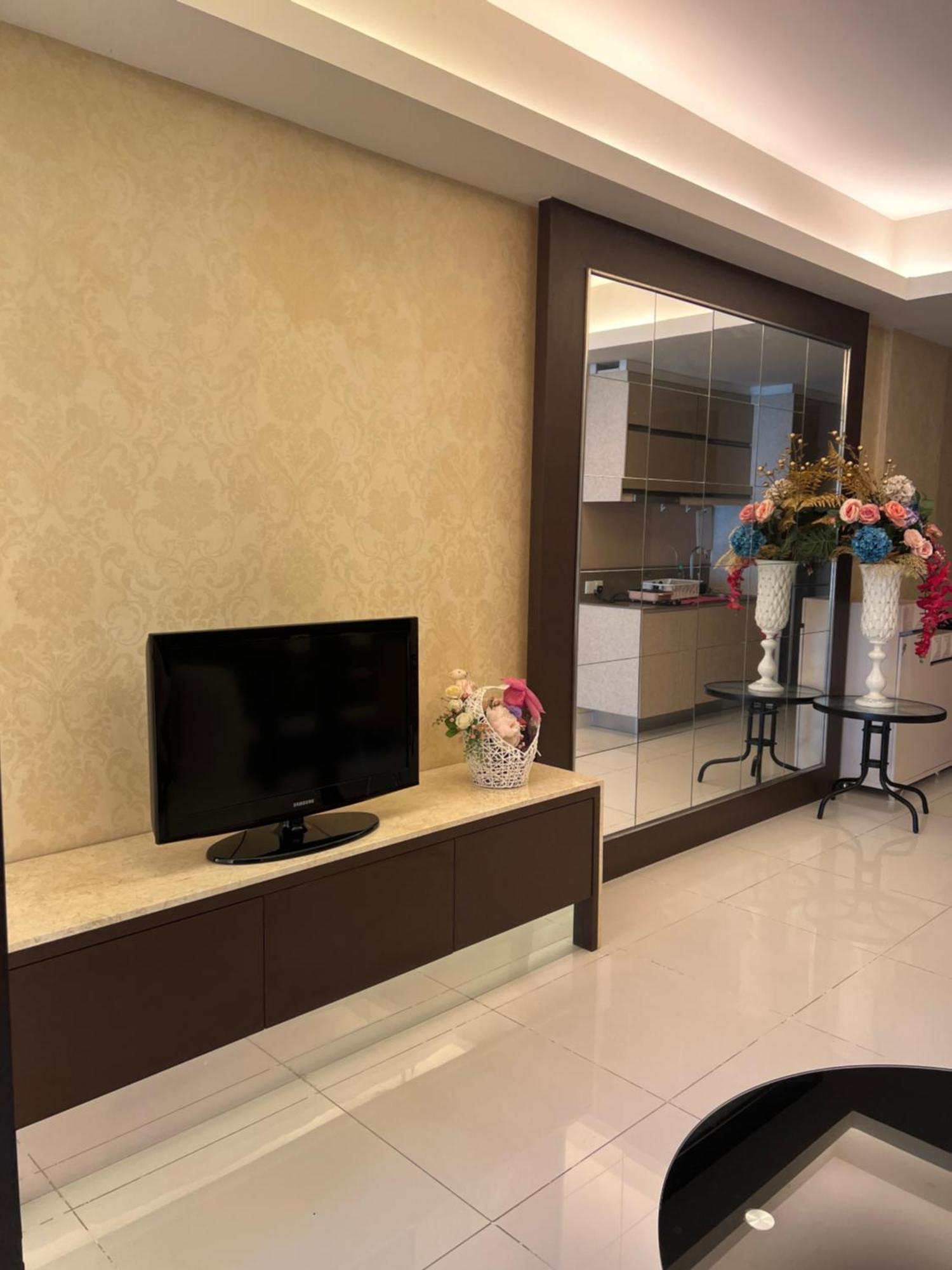 Julie Plaza Damas & Residences Kuala Lumpur